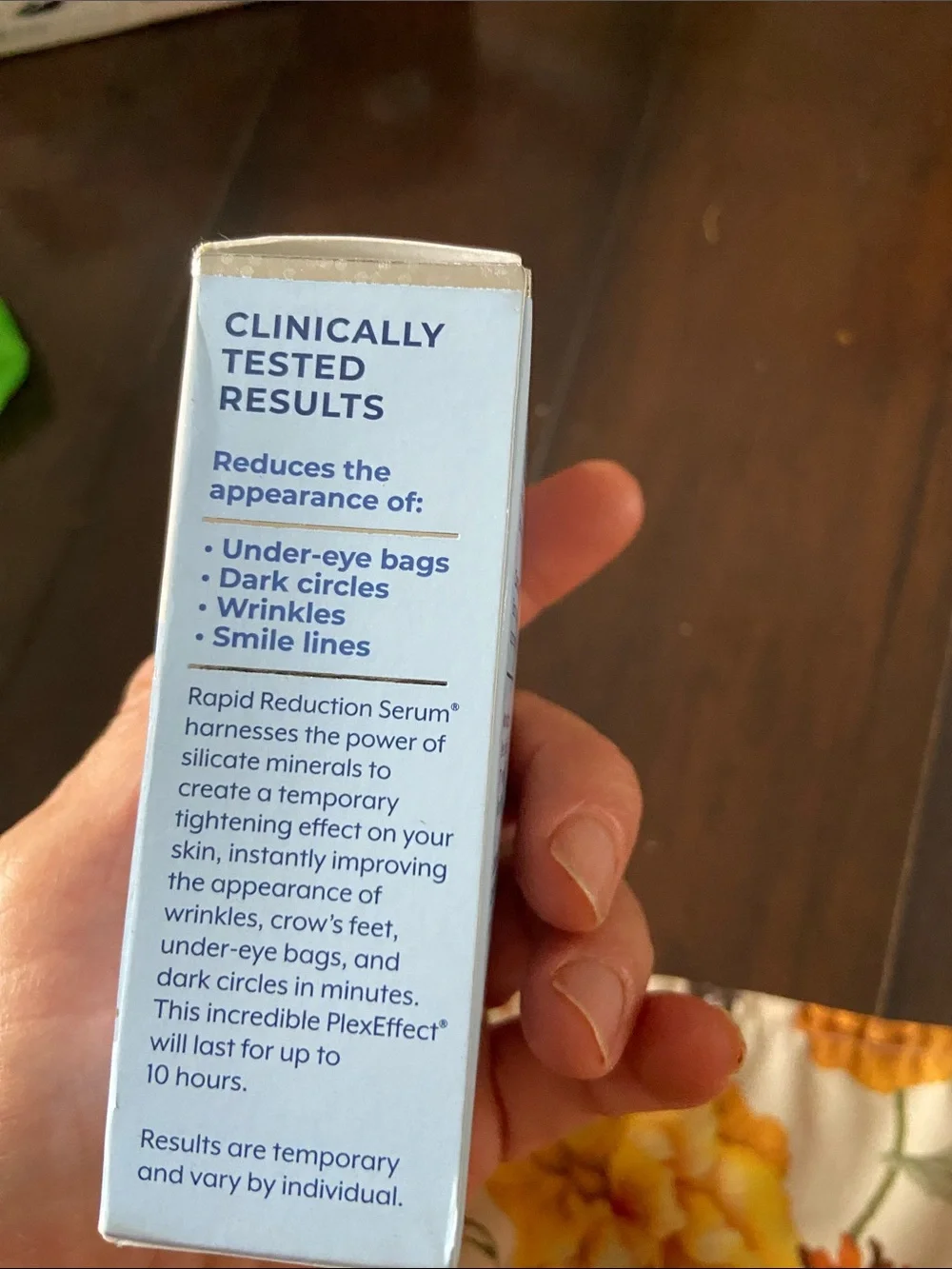 Rapid Reduction Eye Serum Pods – White & Light Blue